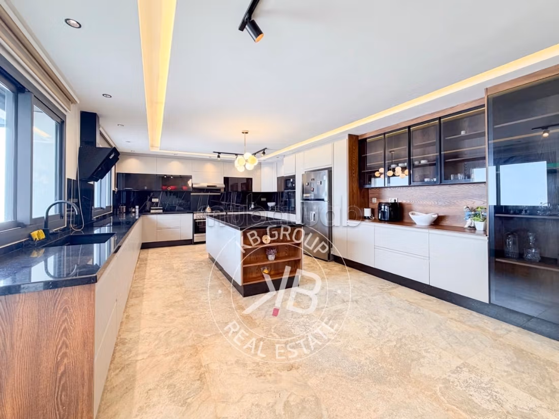 Splendide villa à vendre à Souissi. 
6 pièces