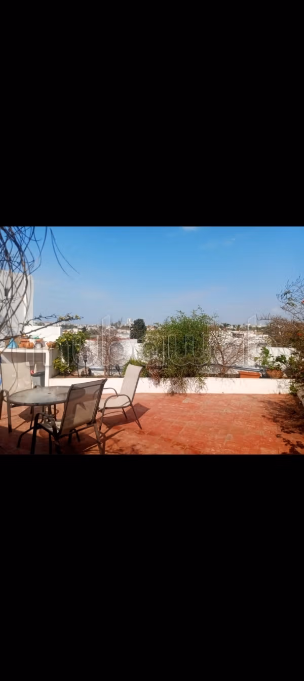 Verdieping villa 140m² terras 50m²