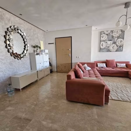 Appartement à Vendre de 166.0 m² à Bouskoura,
Victoria