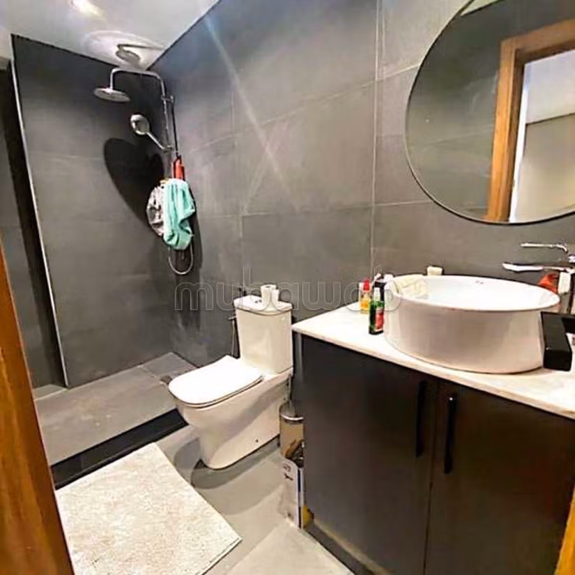 Appartamento in Affitto di 100.0 m² a Casablanca, Bourgogne Anfa