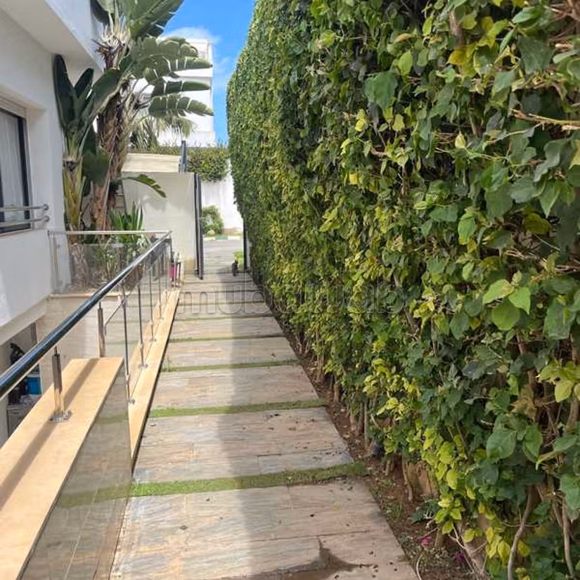 Villa Te Koop van 317.0 m² in Casablanca, Ain Diab