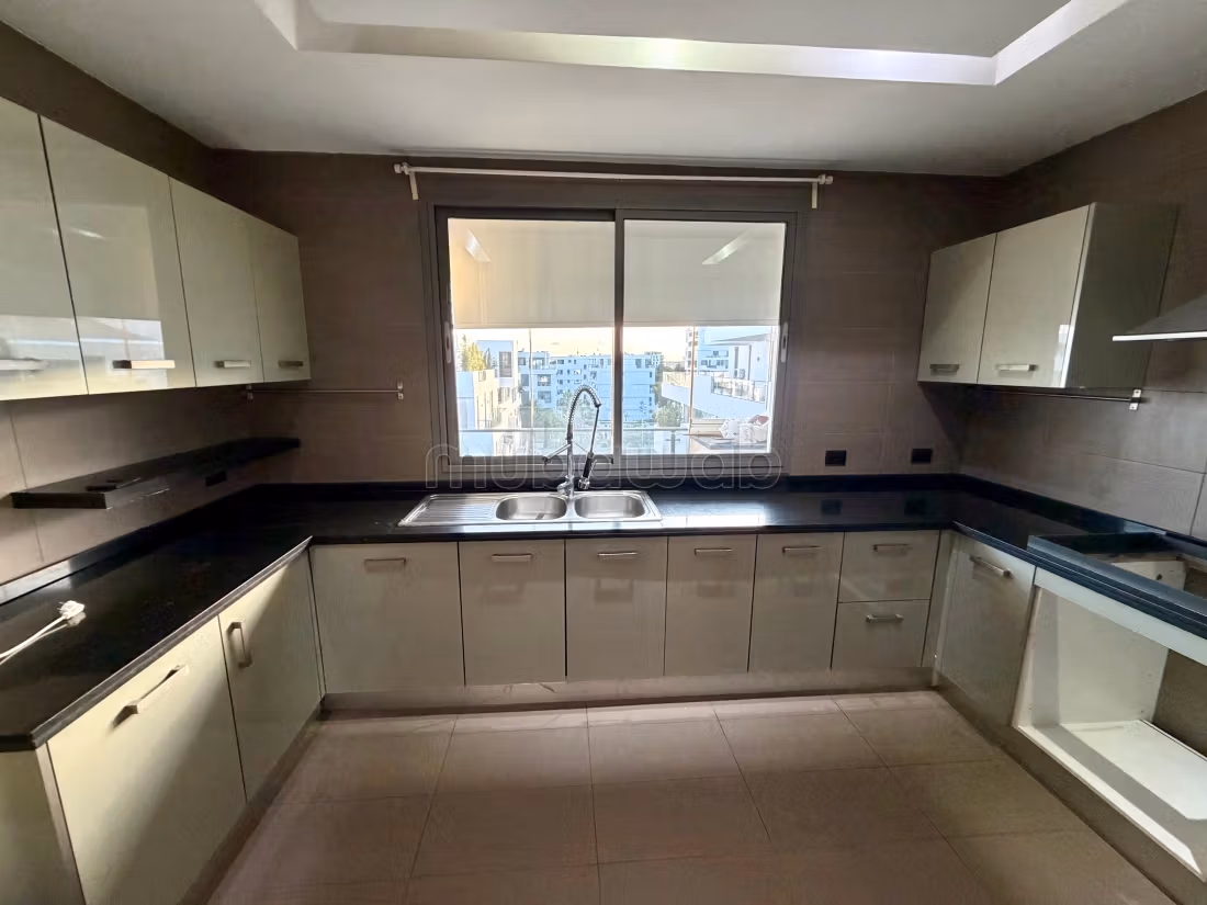Appartement 206 m² f Souissi — 25