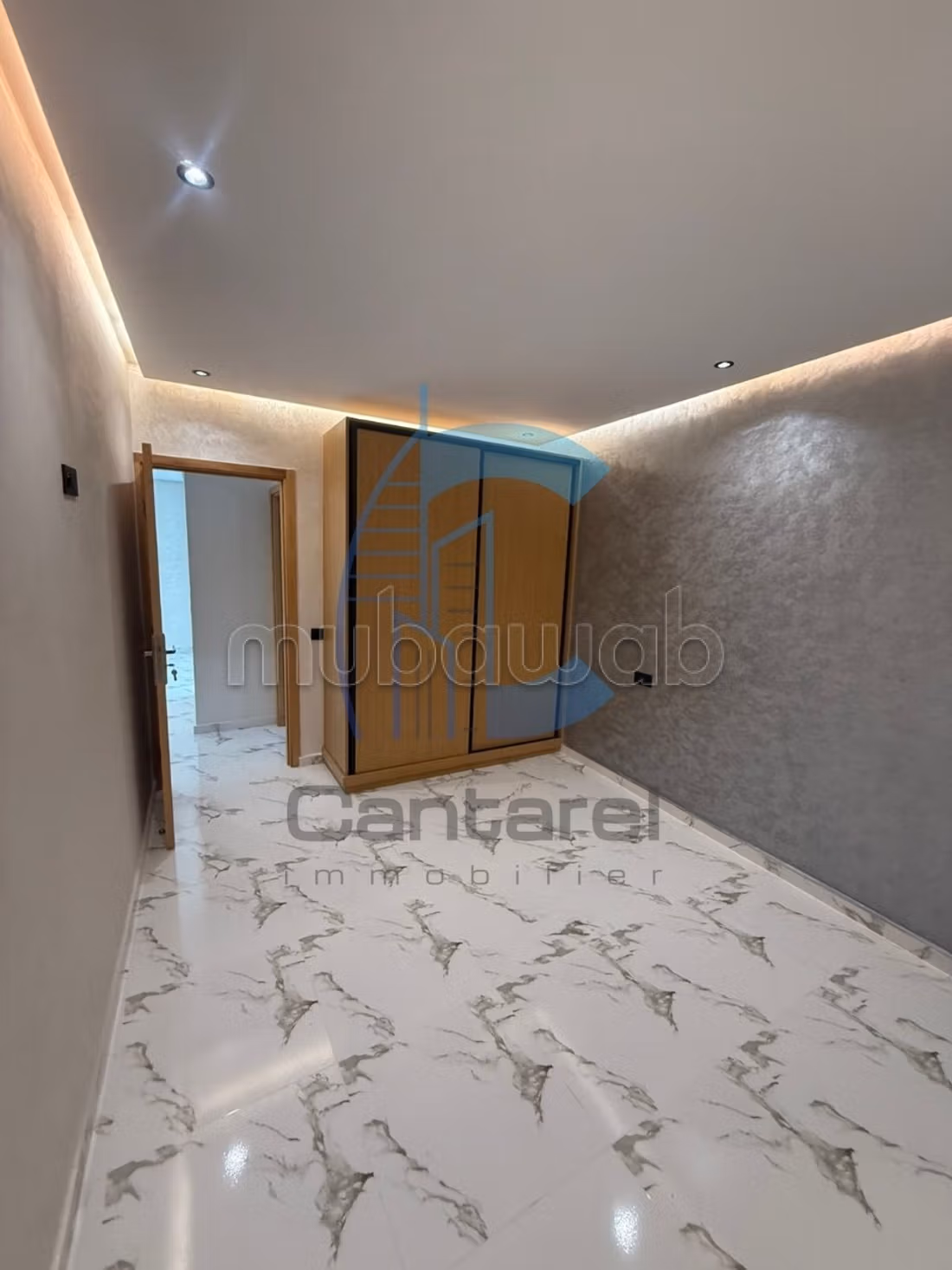 Elegant Apartment Location 2 Mars