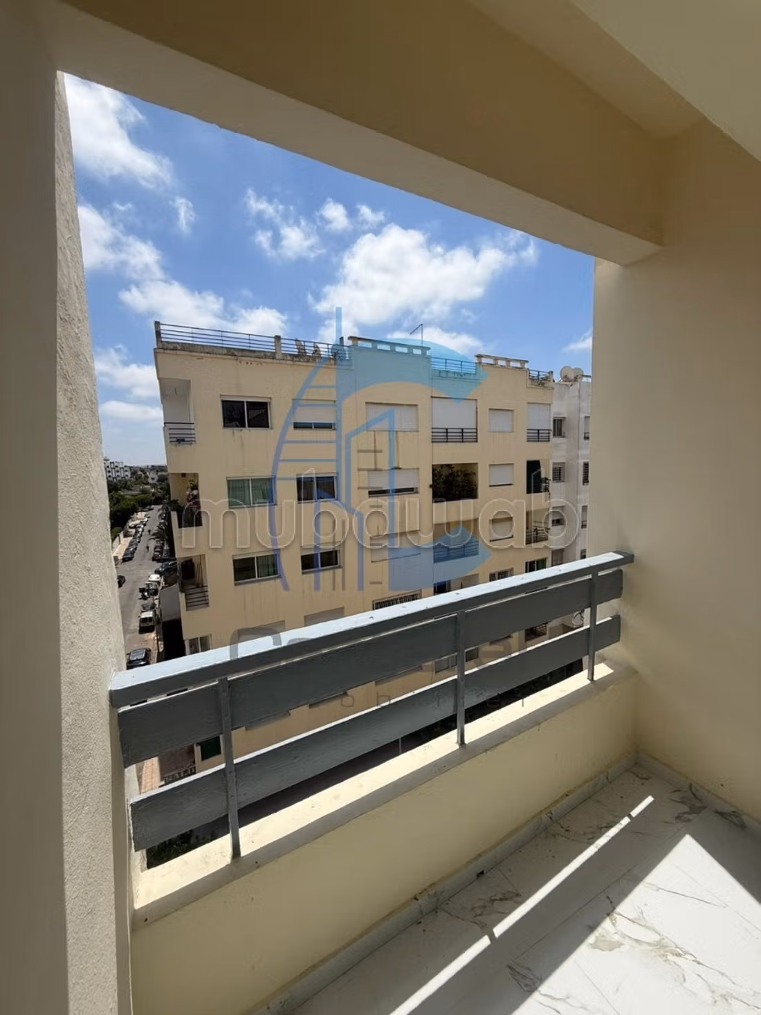 Elegant Apartment Location 2 Mars