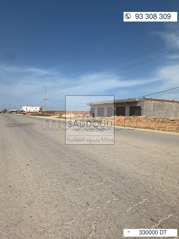 Terrain 860m à vendre – Route saltnia Km 6 R2