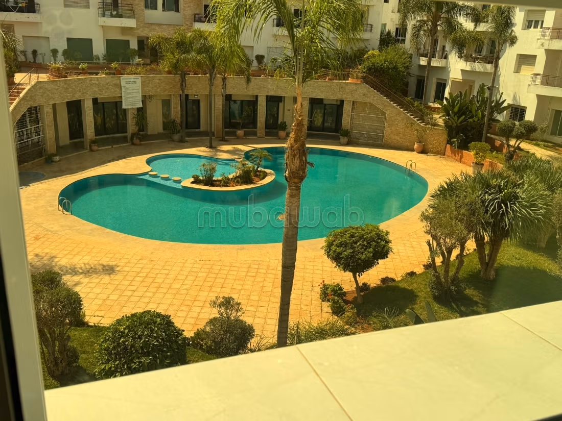 Exception F4 meuble avec terrasse au coeur harouhr