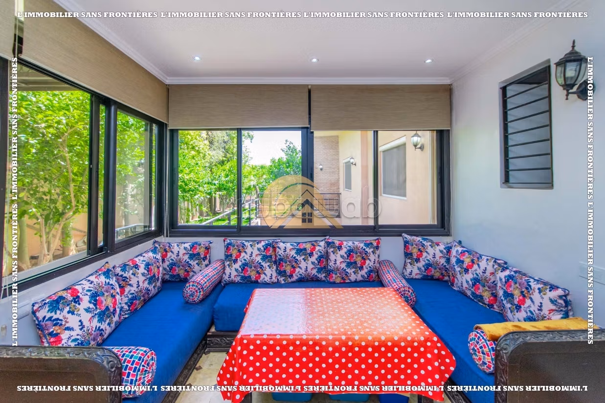 Villa arredata con giardino e piscina privata in vendita a Targa, Marrakech