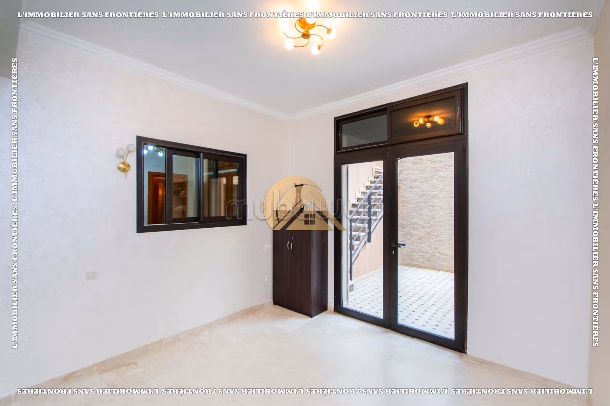 Villa arredata con giardino e piscina privata in vendita a Targa, Marrakech
