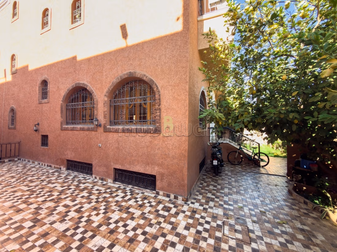 Superb Villa En Venta A Targa
