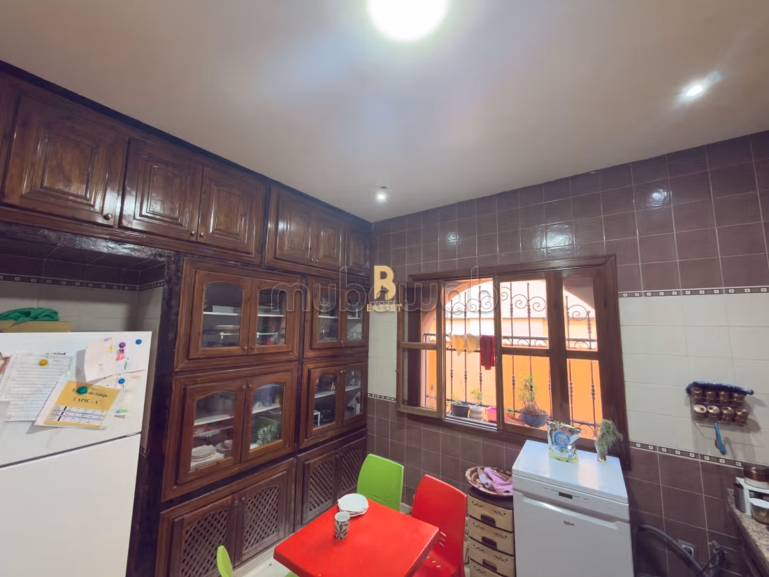 Superb Villa En Venta A Targa