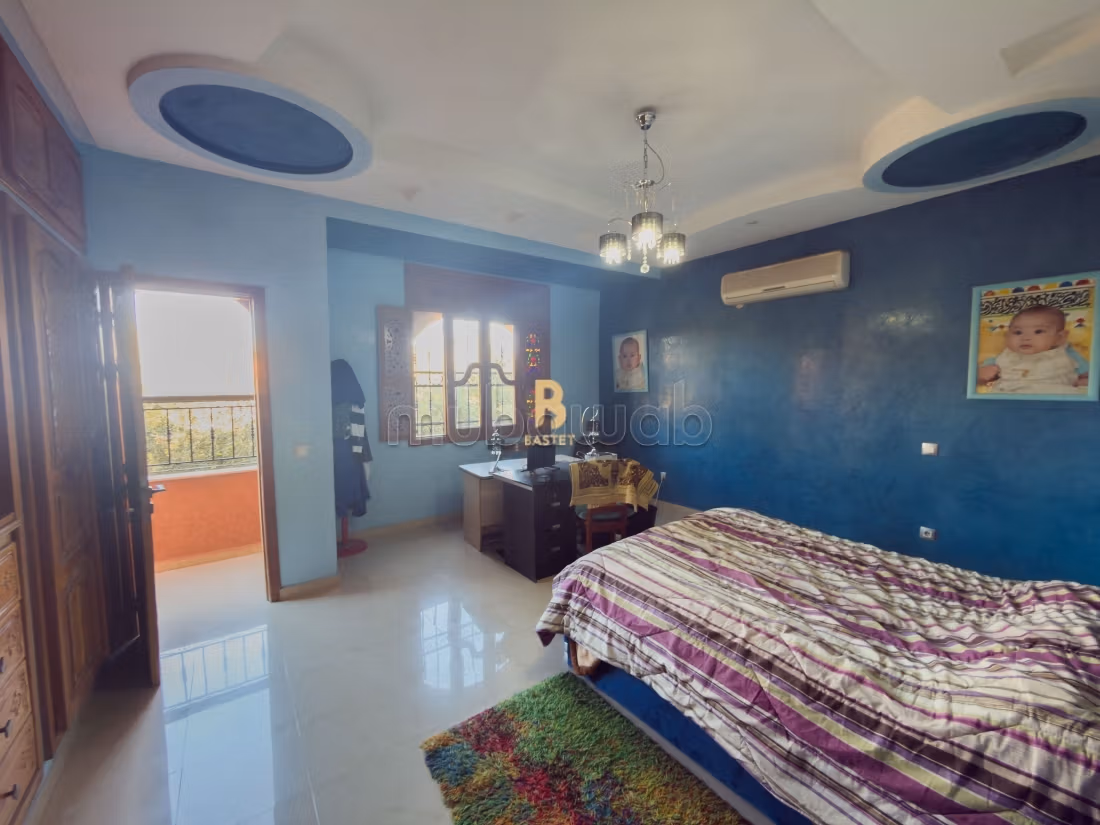 Superb Villa En Venta A Targa