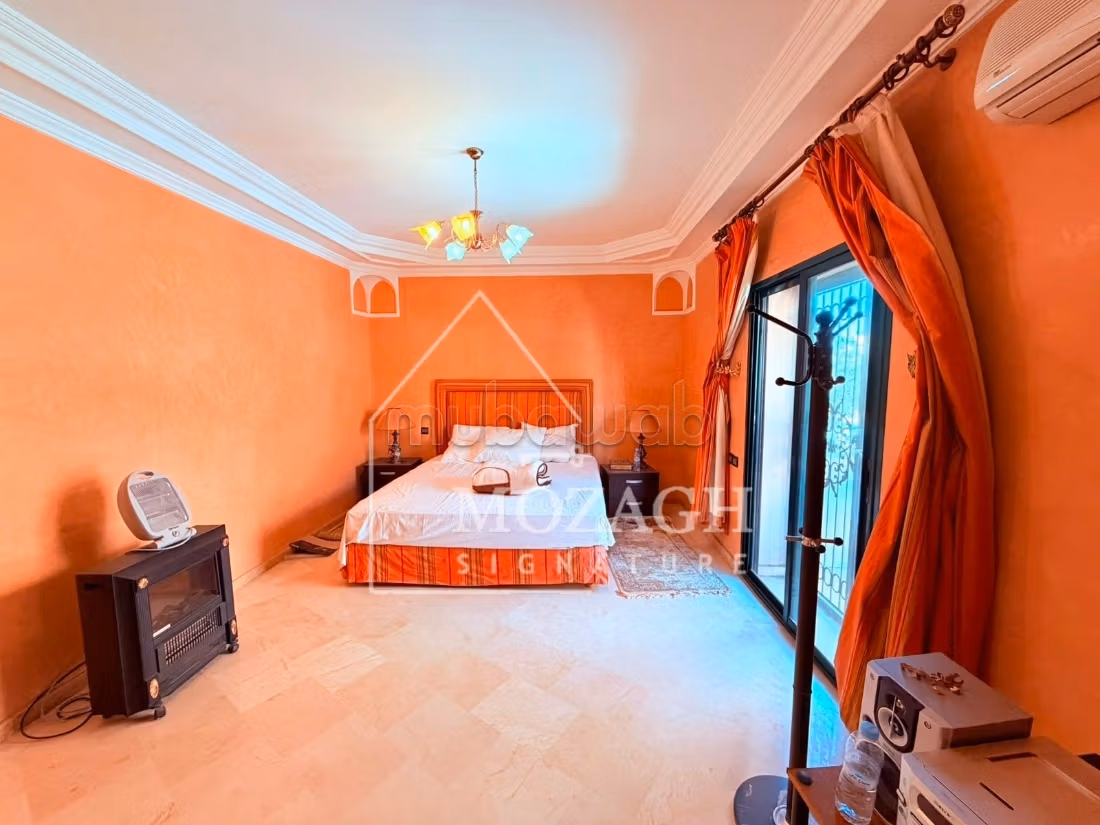 Magnifica villa con 4 camere a Targa