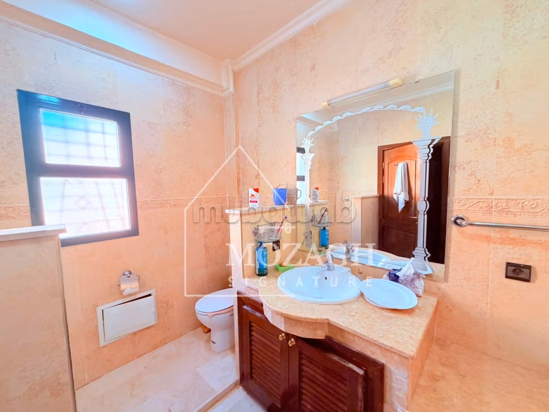 Magnifica villa con 4 camere a Targa