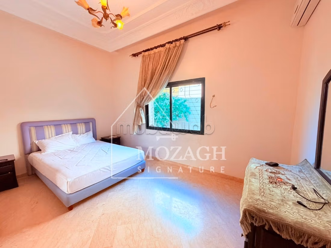 Magnifica villa con 4 camere a Targa