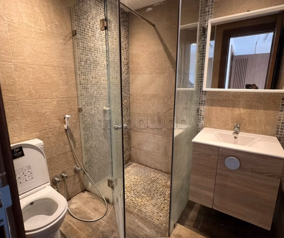 Bel appartement deux façades opposées à vendre