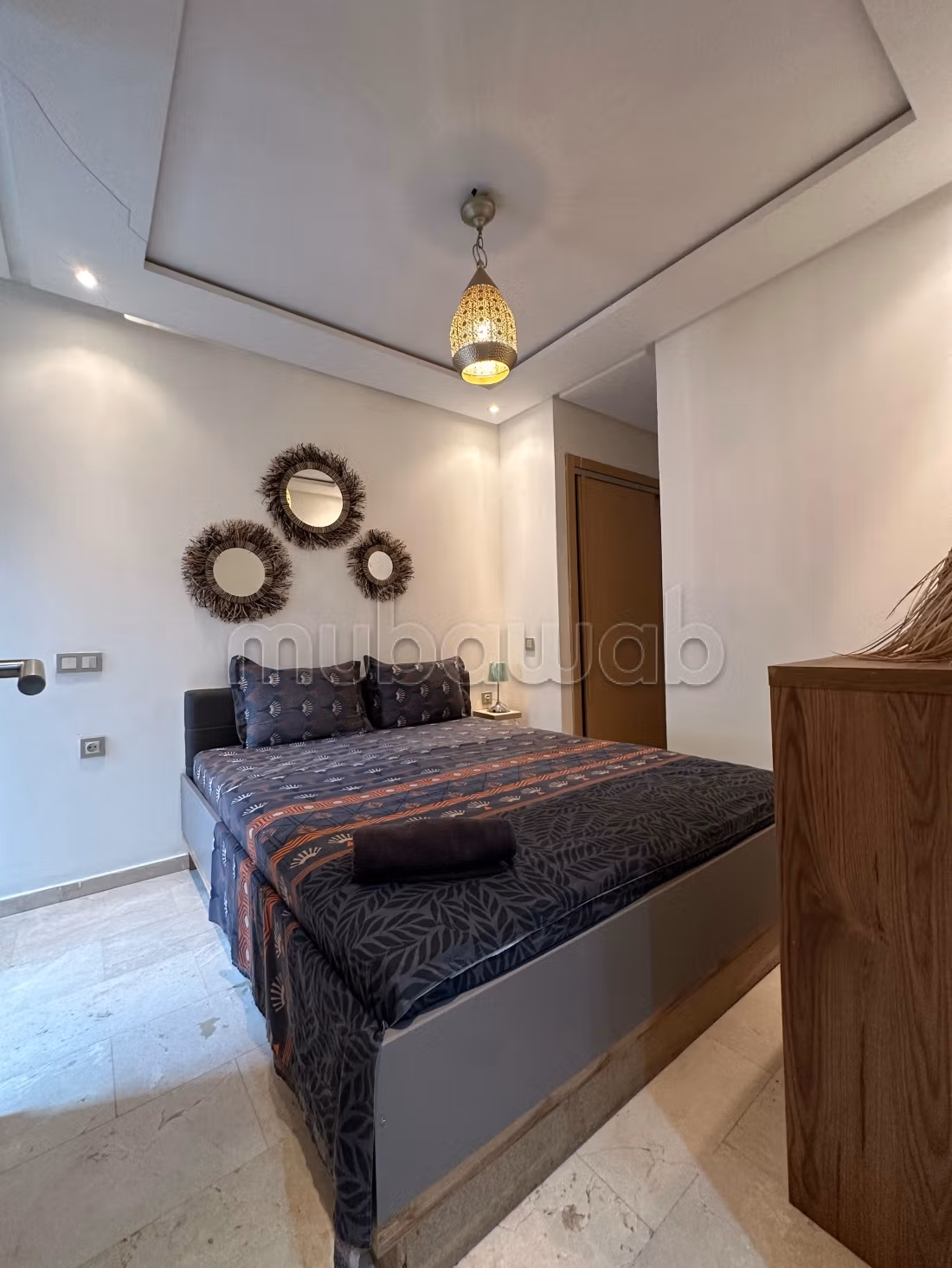 Bellissimo appartamento in affitto a Guéliz. 5 camere confortevoli. Porta blindata, sicurezza