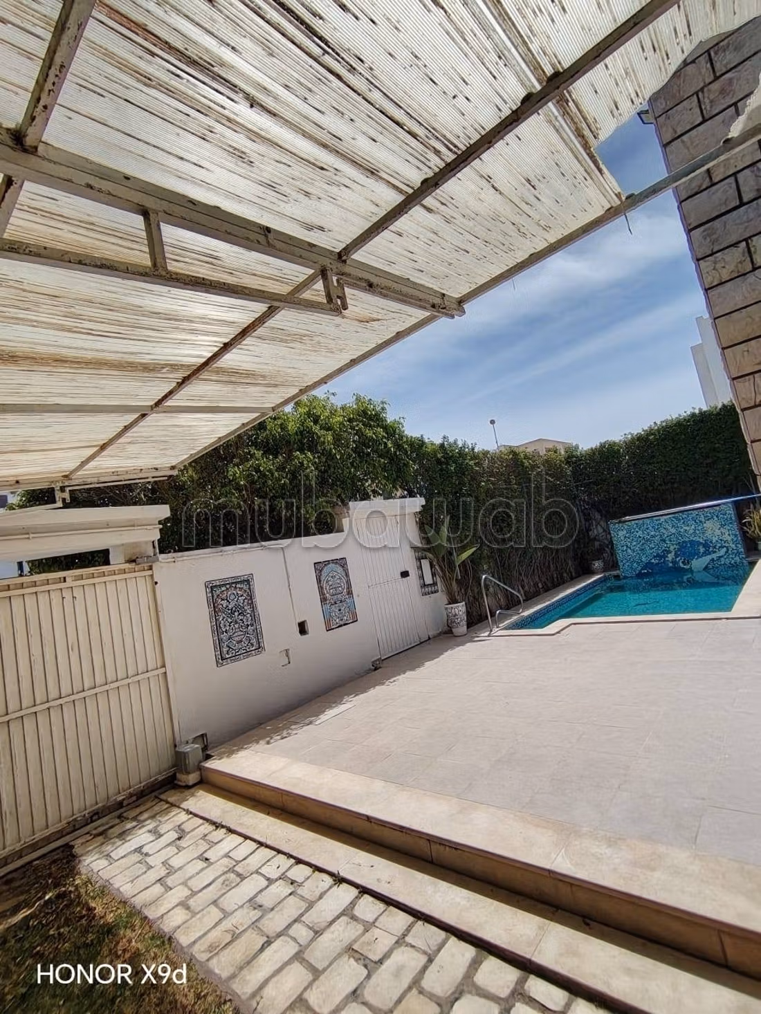 For sale: Villa with pool