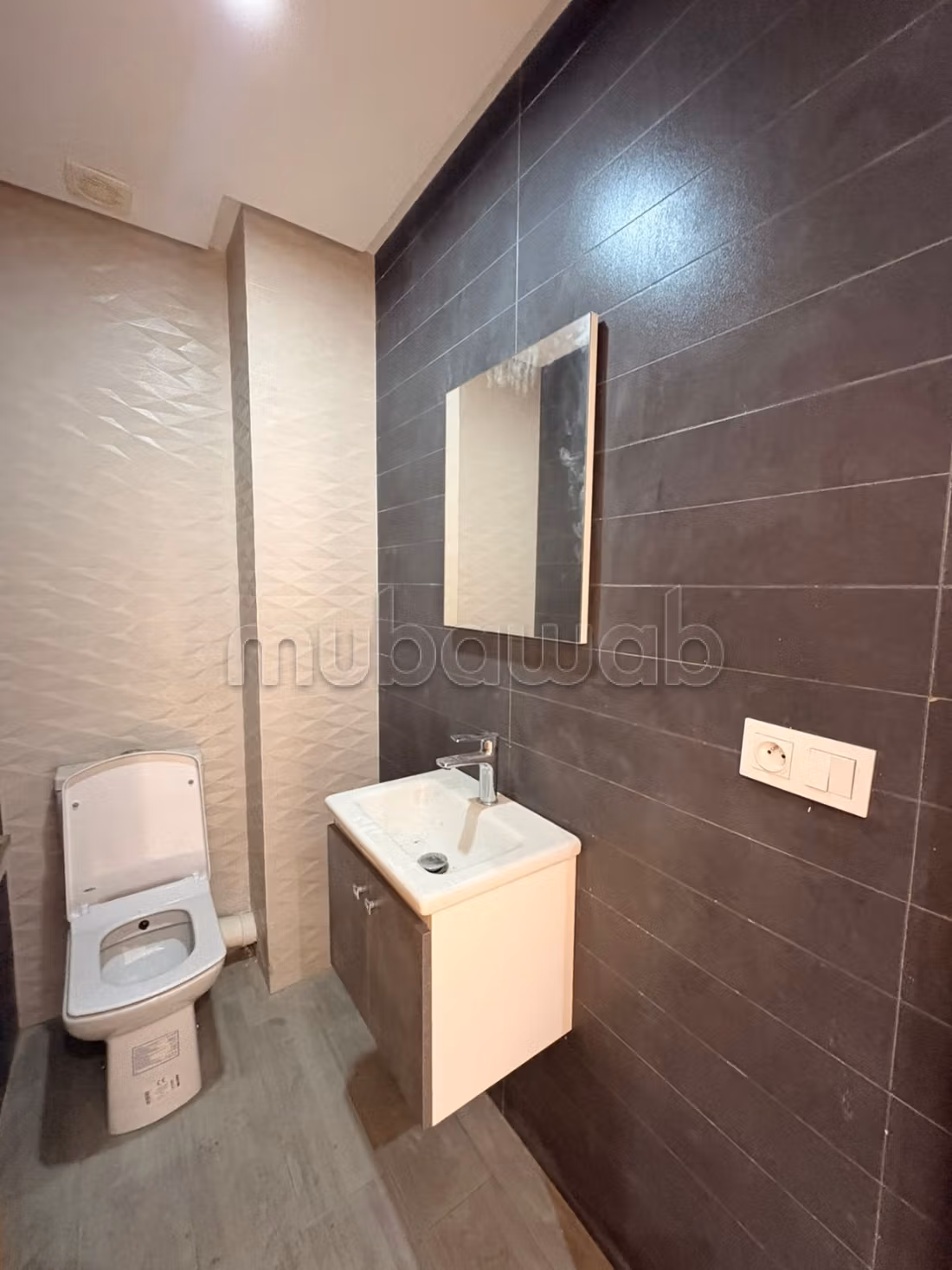 À VENDRE appartement spacieux dans quartier tres r — 4