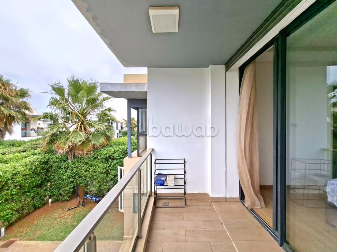 Villa duplex con piscina in residence chiuso