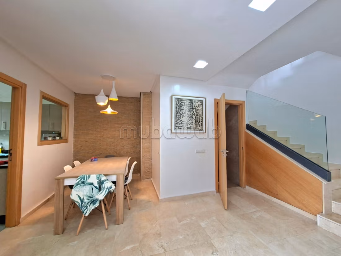 Villa duplex con piscina in residence chiuso