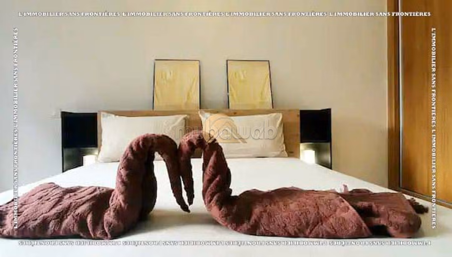 Appartement meublé 72 m² à louer à Hivernage, Marrakech — piscine collective intérieure