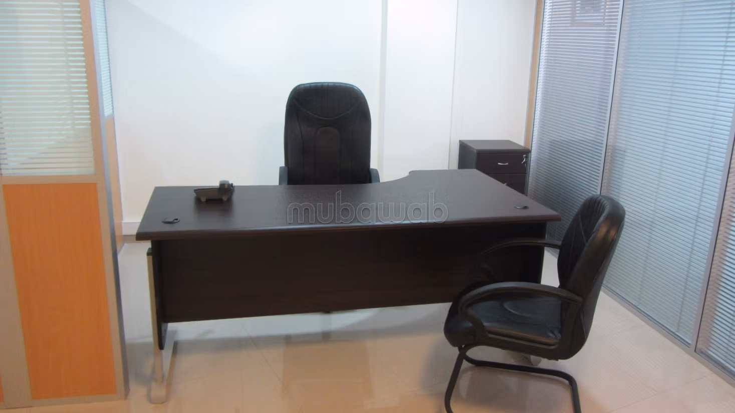 Bureau bien aménagé Hassan Seghir — 3