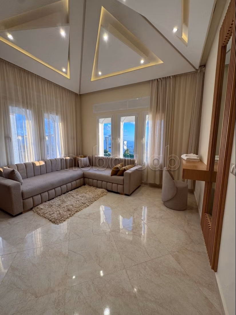 Affitta una camera a Manar. Superficie 370 m². Arredato
