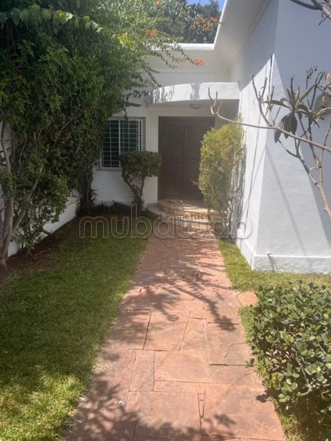 Rental Offer – Charming Villa with Pool