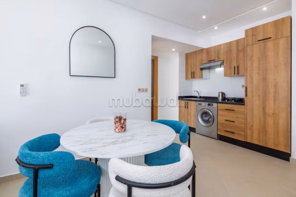 Appartement à l'achat à Guéliz.
Superficie 42 m².
Bien meublé — 5