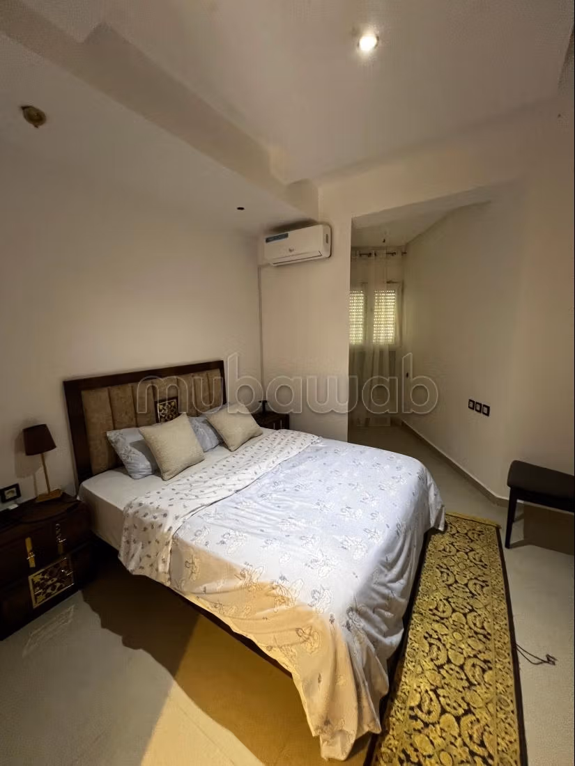 Luxury villas and houses for rent in Manar. 4 beautiful rooms. Safe residence equipped with satellite channel reception system.
