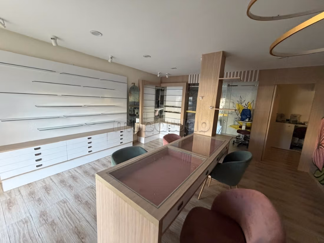 Tienda comercial de 60 m² en el Gran Boulevard
