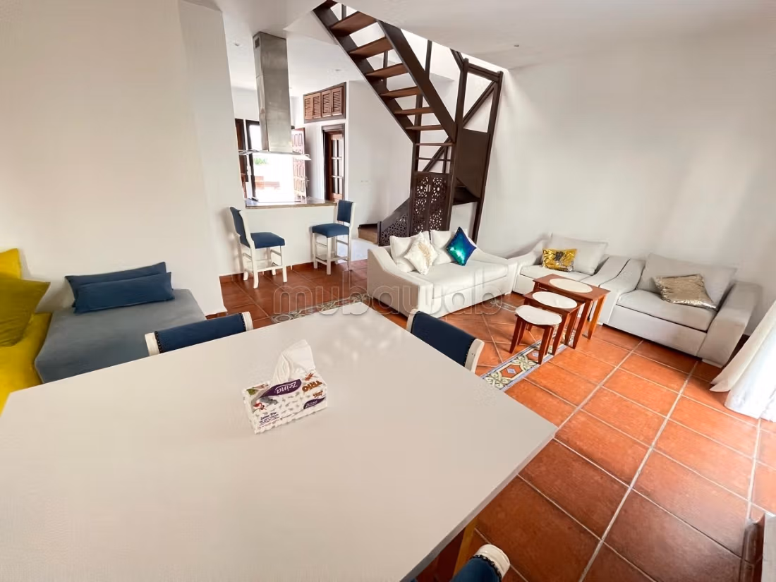 Charming house with swimming pool 300m from the beach