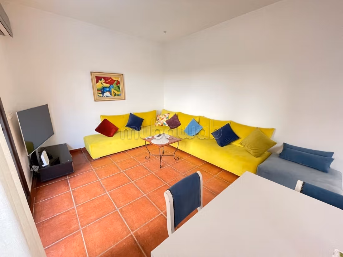 Charming house with swimming pool 300m from the beach