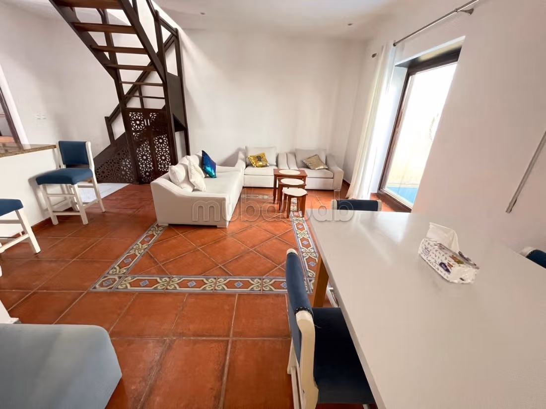 Charming house with swimming pool 300m from the beach