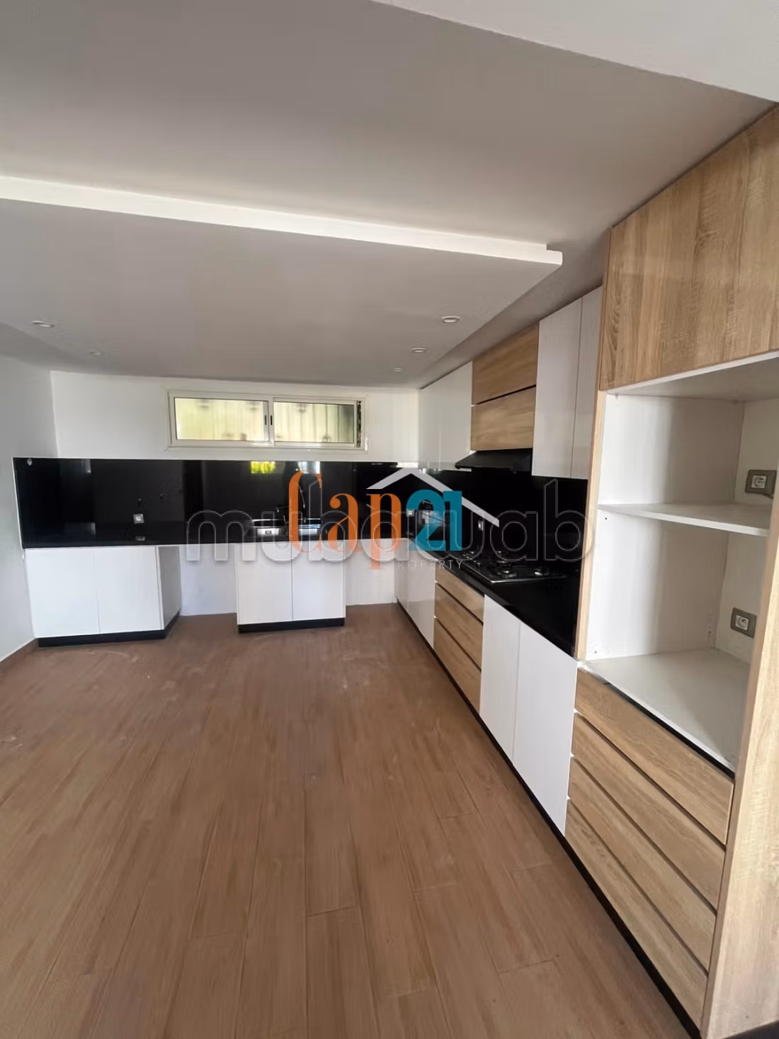 Villa 4Ch moderne vide à louer à Boubana