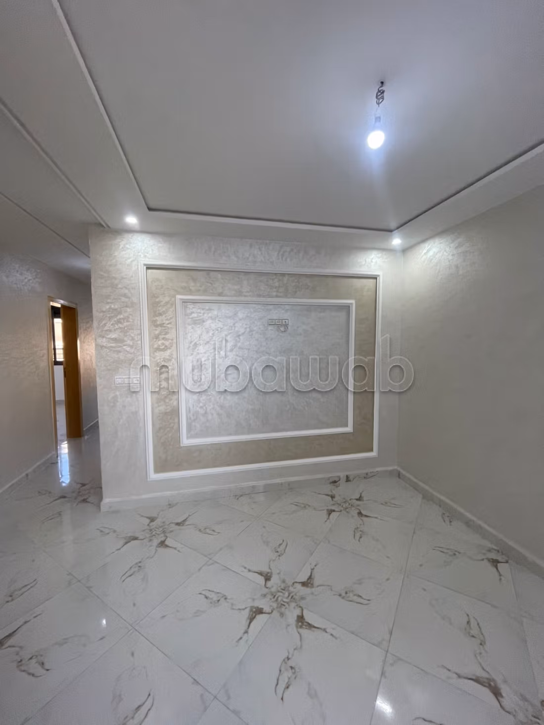 Appartement incroyable à vendre à Saidia. 2 chambres merveilleuses. Un emplacement magnifique surplombant la mer, porte sécurisée.