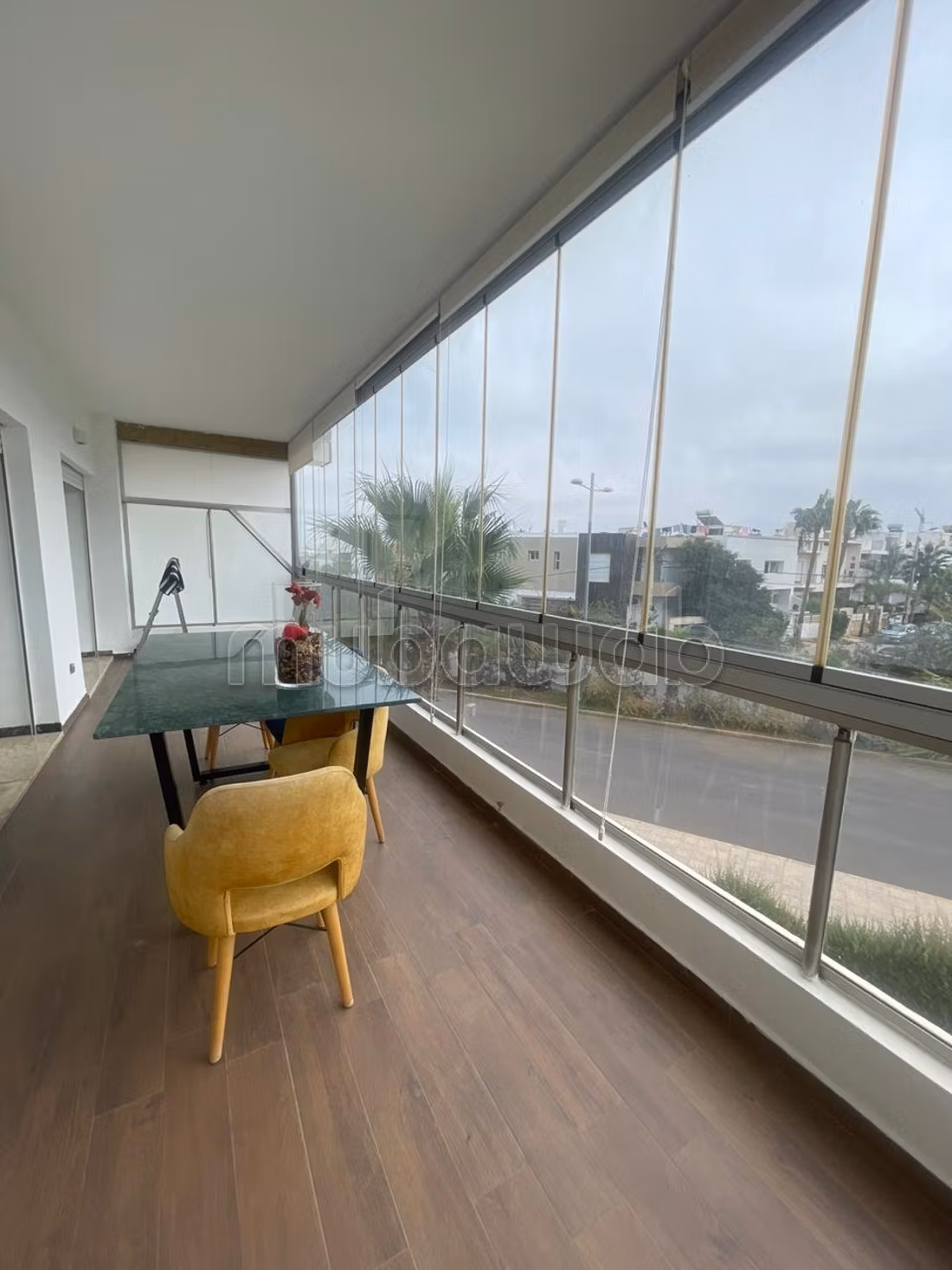 Ravissant appartement meublé