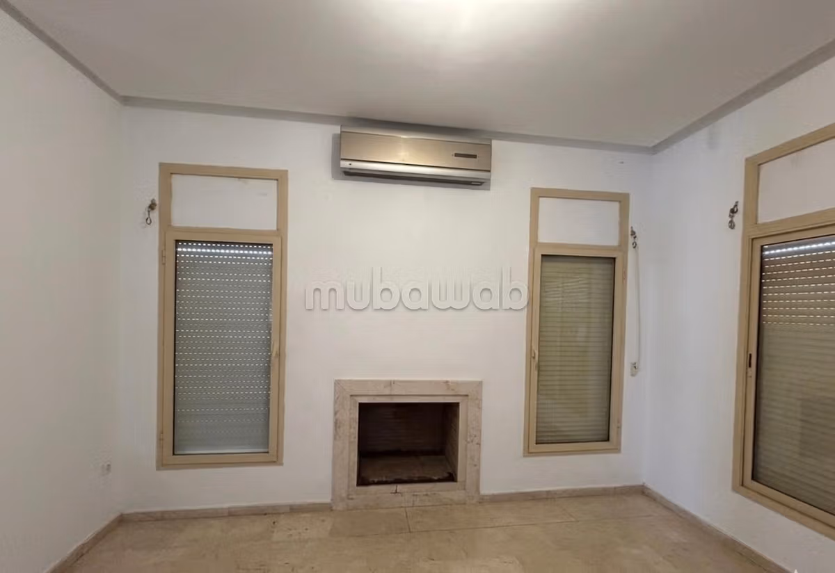 Villa propre et ensoleillée en résidence à vendre