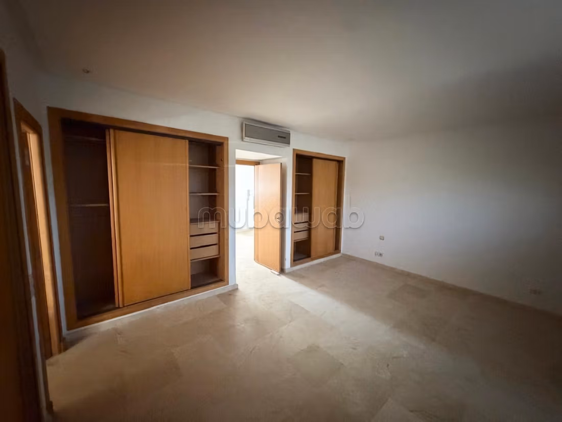 Villa propre et ensoleillée en résidence à vendre