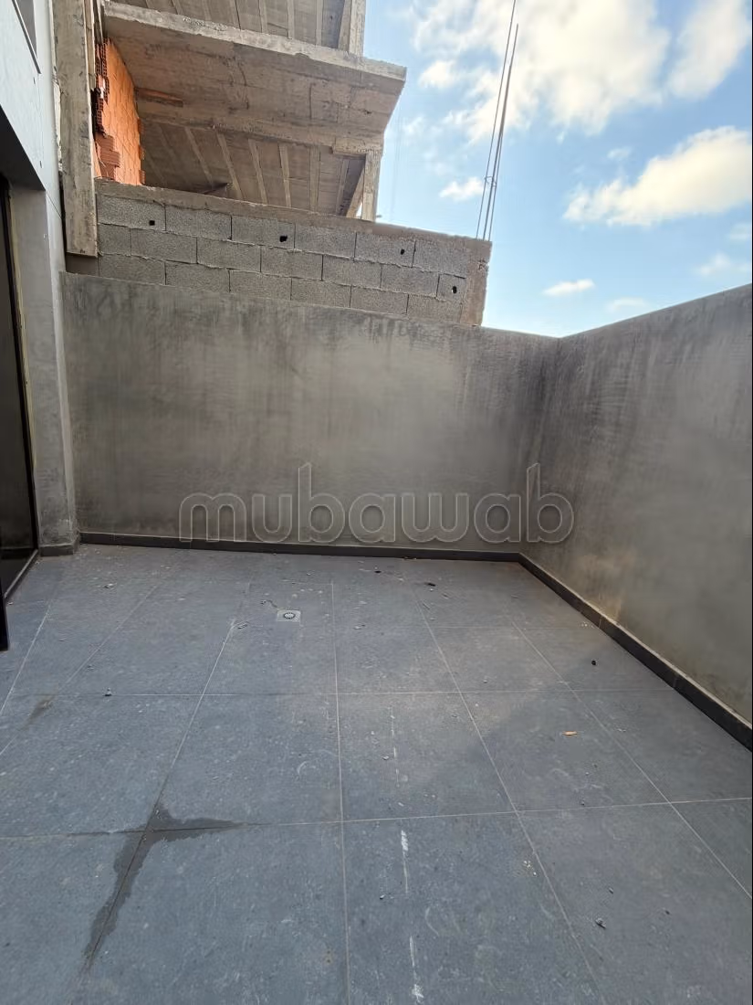 Beautiful offices for rent in Oasis 131 m²