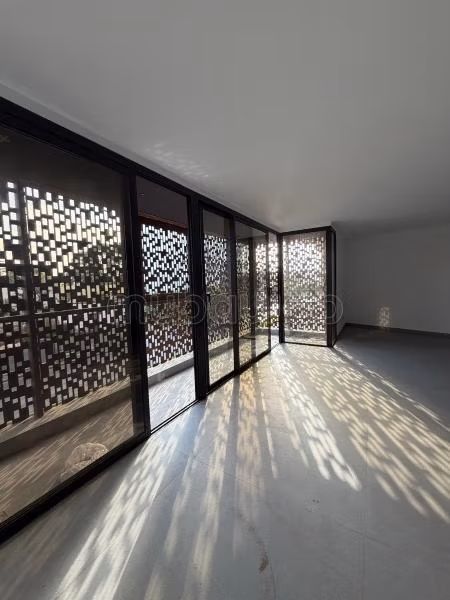 Beautiful offices for rent in Oasis 131 m²