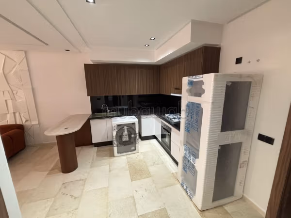 Location d'un appartement à Ain Mezouar. 2 pièces confortables. Bien meublé