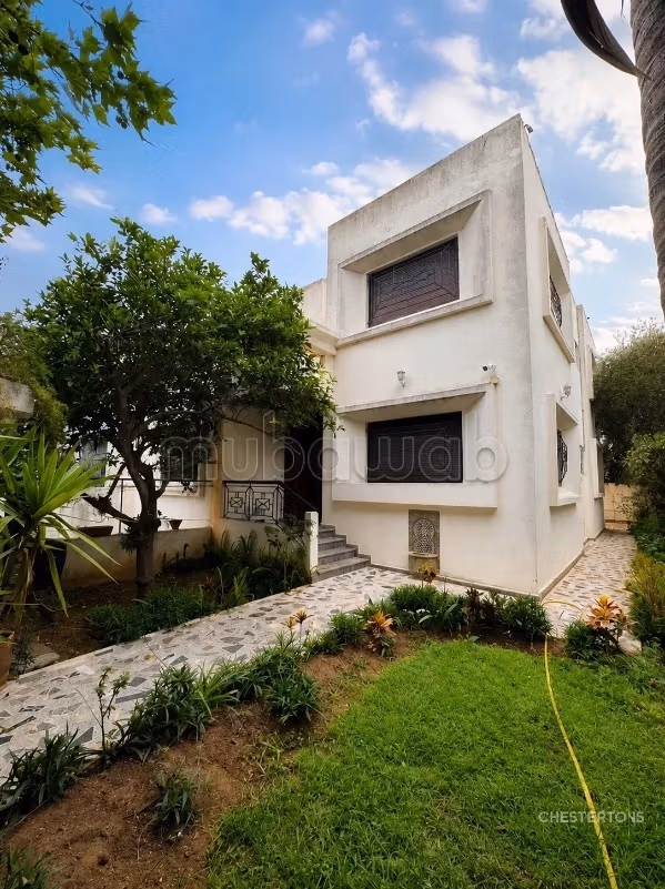 Family Villa Facing South in Hay Riad