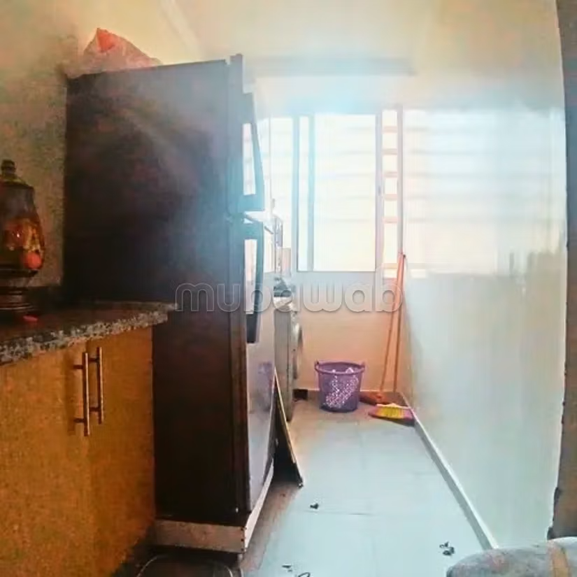 Apartamento en venta en la ciudad de Rahma. Superficie total de 95 m². Plaza de aparcamiento y ascensor