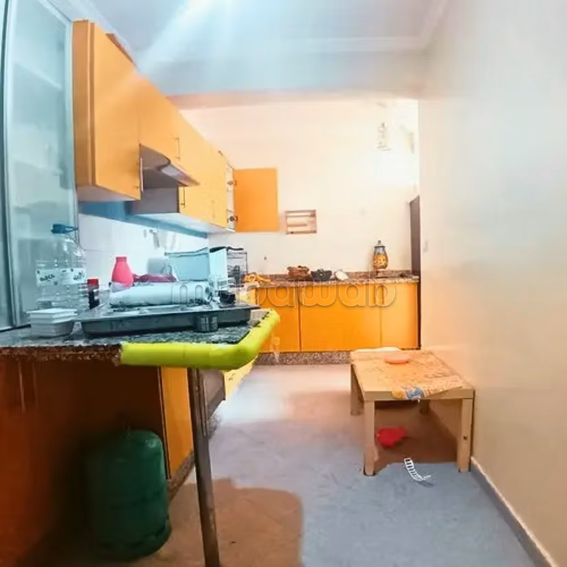 Apartamento en venta en la ciudad de Rahma. Superficie total de 95 m². Plaza de aparcamiento y ascensor