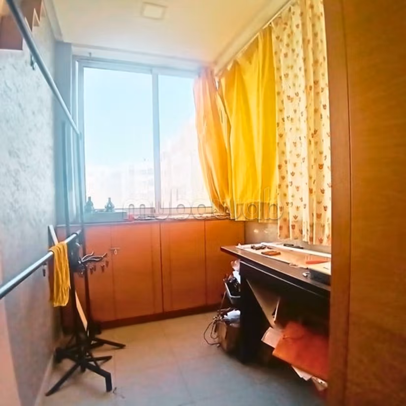 Apartamento en venta en la ciudad de Rahma. Superficie total de 95 m². Plaza de aparcamiento y ascensor