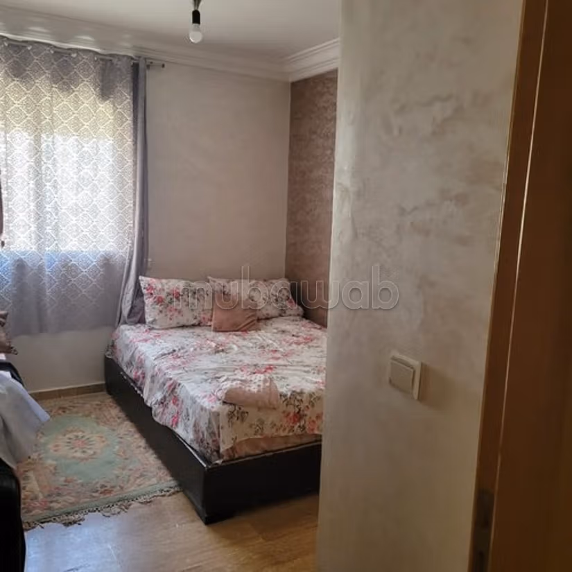 Apartamento en venta en la ciudad de Rahma. Superficie total de 95 m². Plaza de aparcamiento y ascensor