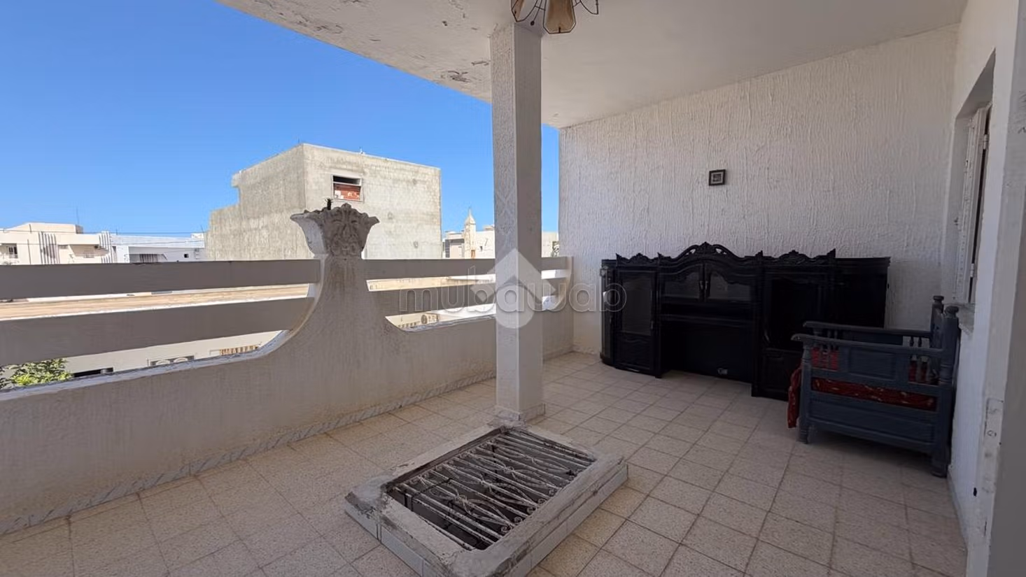 Semi-detached villa for sale