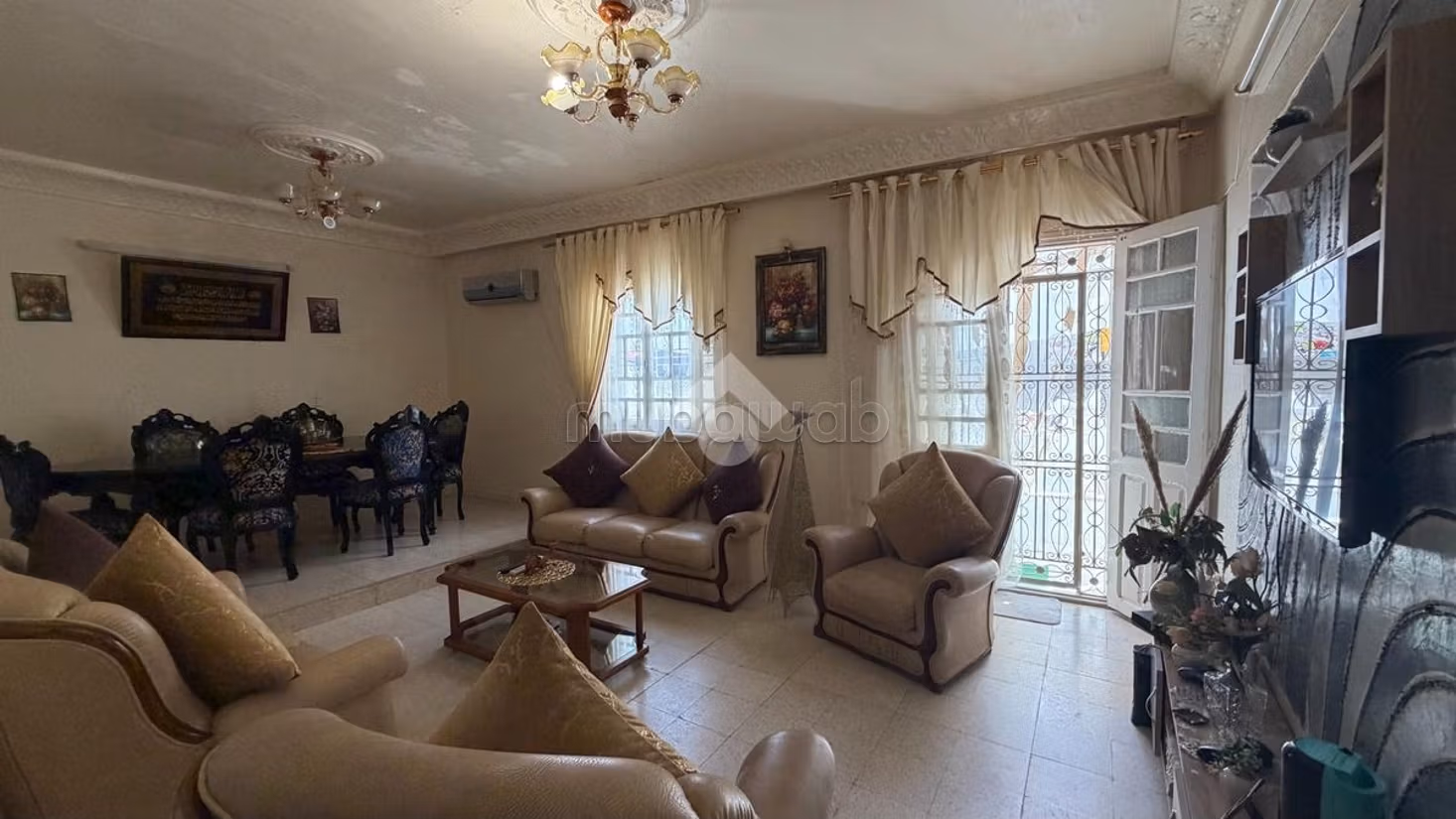 Semi-detached villa for sale