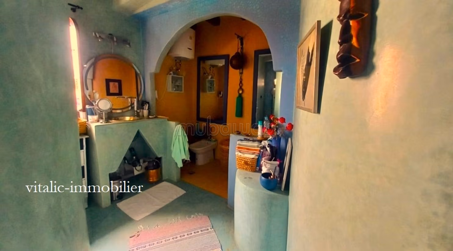 Charming recent villa with pool